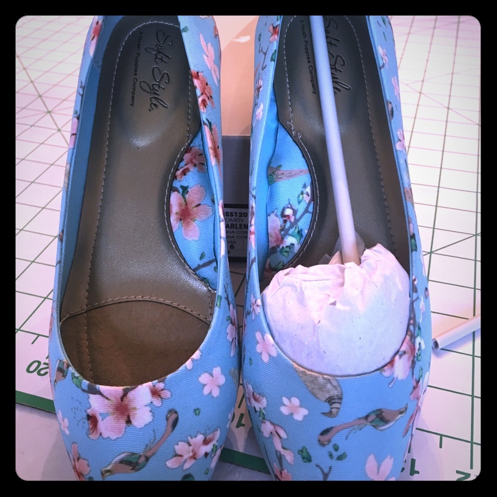 NIB Aqua Darlene - Soft Style by Hush Puppies